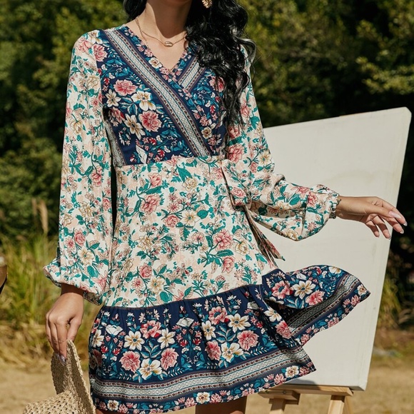 v neck floral print surplice ruffle boho dress - Picture 3 of 5